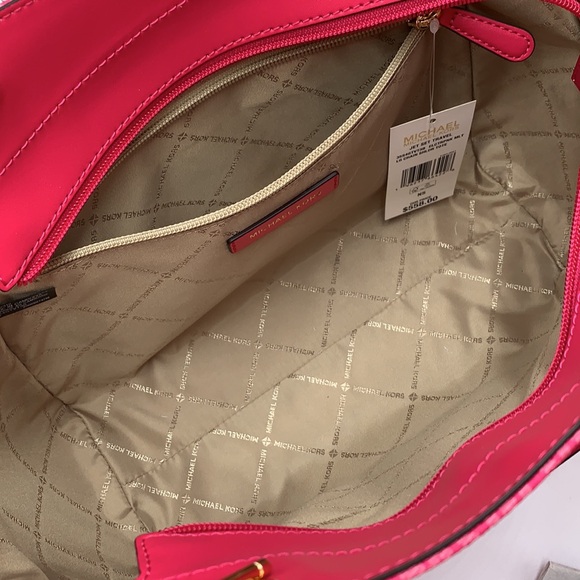 MICHAEL KORS LARGE CHAIN SHOULDER TOTE BAG ELECTRIC PINK COLOR - Picture 11 of 15